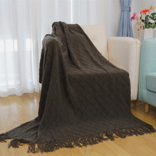 Load image into Gallery viewer, Knitted Throw Blanket With Tassels
